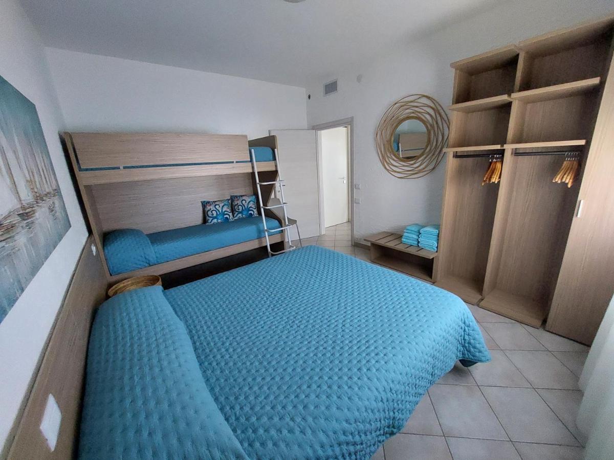 Blue Apartment - A Due Passi Dal Lago, Parcheggio Privato Лацизе Экстерьер фото